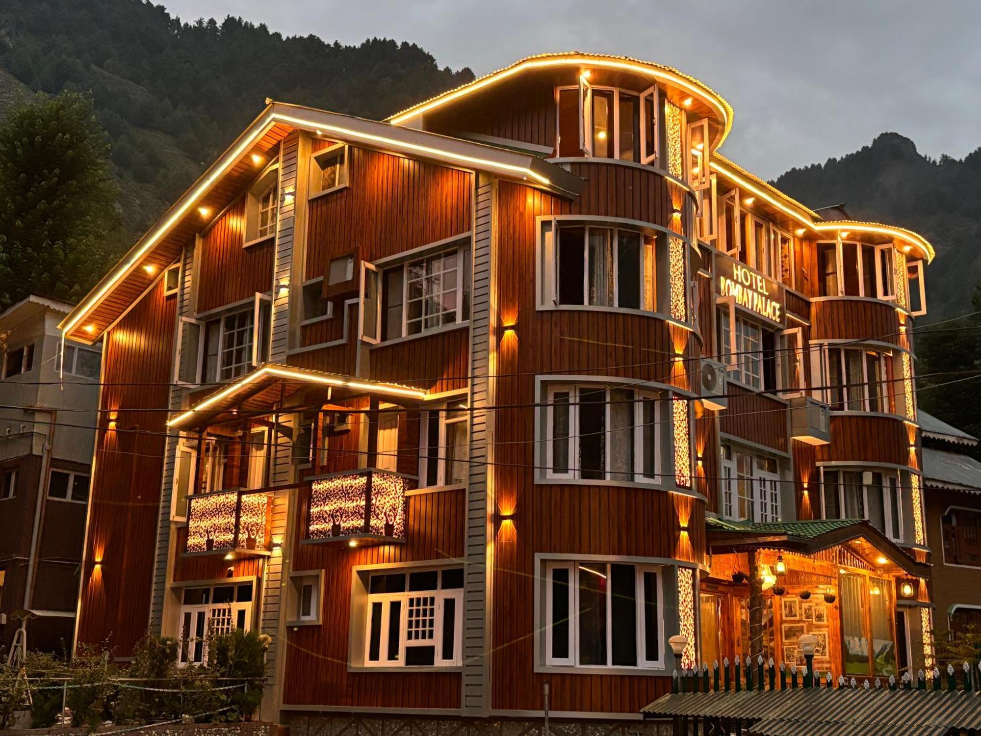 Hotel Bombay Palace Pahalgām Exterior foto